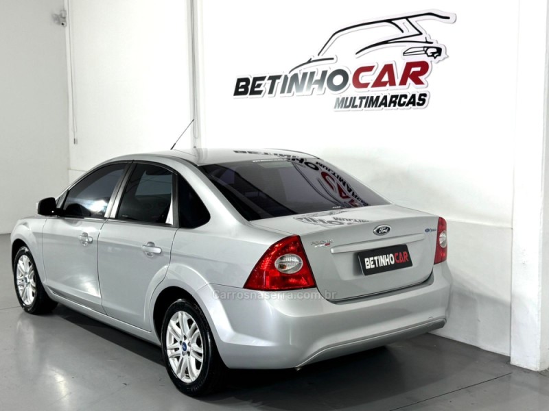 FOCUS 1.6 GL SEDAN 16V FLEX 4P MANUAL - 2012 - ESTâNCIA VELHA