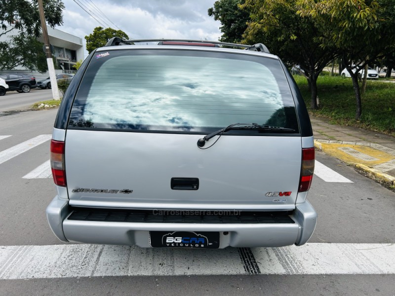 BLAZER 2.2 EFI DLX 4X2 8V GASOLINA 4P MANUAL - 2000 - BENTO GONçALVES