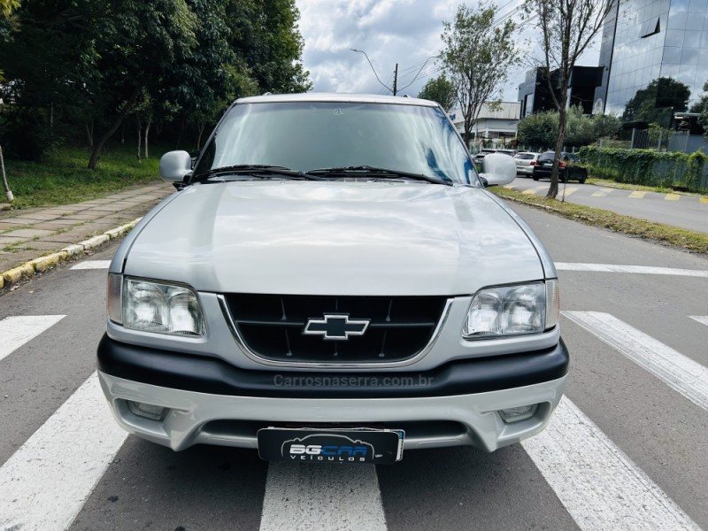 BLAZER 2.2 EFI DLX 4X2 8V GASOLINA 4P MANUAL - 2000 - BENTO GONçALVES