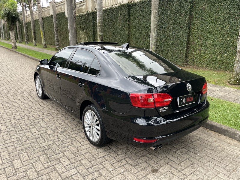 JETTA 2.0 COMFORTLINE FLEX 4P TIPTRONIC - 2011 - CAXIAS DO SUL