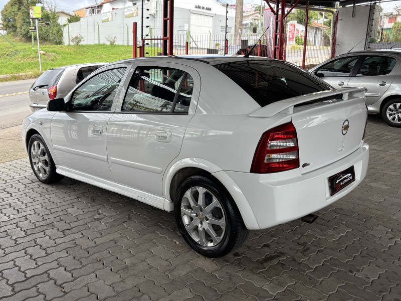 ASTRA 2.0 MPFI ADVANTAGE 8V FLEX 4P MANUAL - 2011 - CAXIAS DO SUL