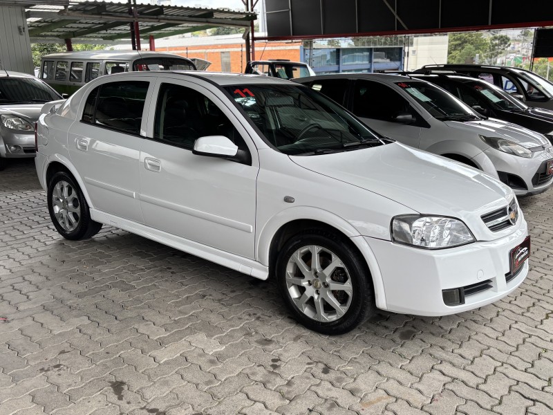 ASTRA 2.0 MPFI ADVANTAGE 8V FLEX 4P MANUAL - 2011 - CAXIAS DO SUL