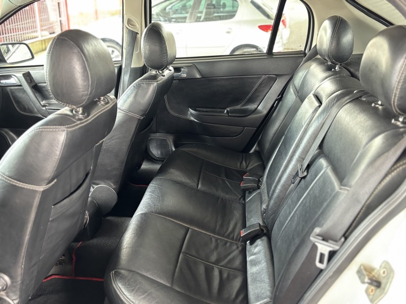 ASTRA 2.0 MPFI ADVANTAGE 8V FLEX 4P MANUAL - 2011 - CAXIAS DO SUL