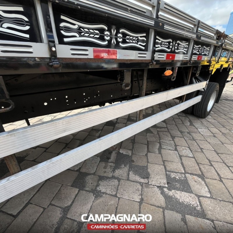 CARGO 1119 TURBO - 2015 - VACARIA