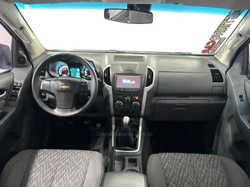 S10 2.4 LT 4X2 CD 8V FLEX 4P MANUAL - 2014 - ESTâNCIA VELHA