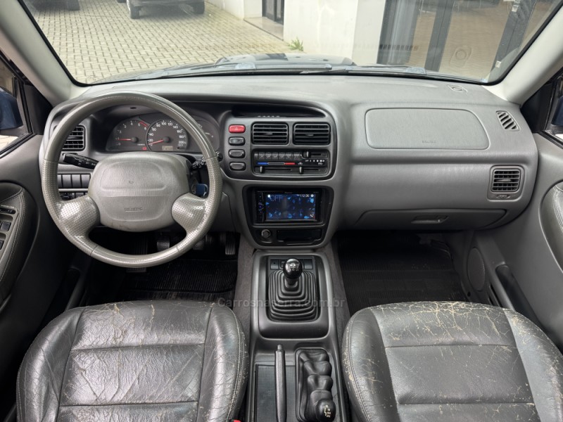 TRACKER 2.0 4X4 8V TURBO INTERCOOLER DIESEL 4P MANUAL - 2004 - FARROUPILHA