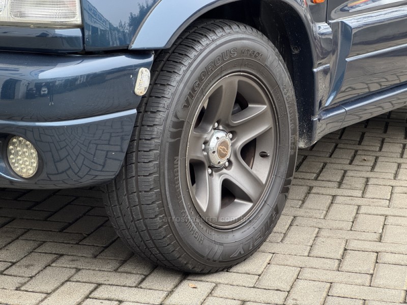 TRACKER 2.0 4X4 8V TURBO INTERCOOLER DIESEL 4P MANUAL - 2004 - FARROUPILHA