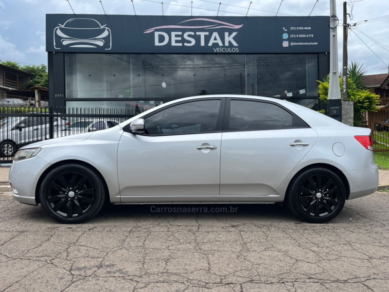 CERATO 1.6 SX3 16V GASOLINA 4P AUTOMÁTICO - 2013 - DOIS IRMãOS