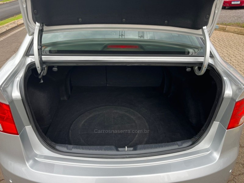 CERATO 1.6 SX3 16V GASOLINA 4P AUTOMÁTICO - 2013 - DOIS IRMãOS