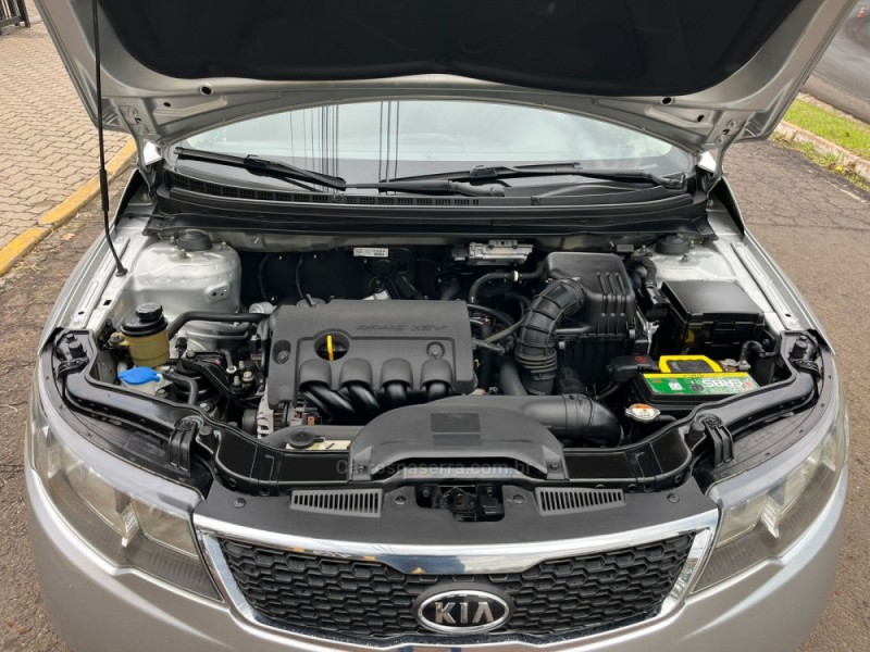 CERATO 1.6 SX3 16V GASOLINA 4P AUTOMÁTICO - 2013 - DOIS IRMãOS
