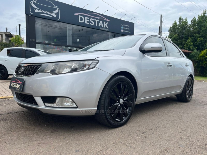 cerato 1.6 sx3 16v gasolina 4p automatico 2013 dois irmaos