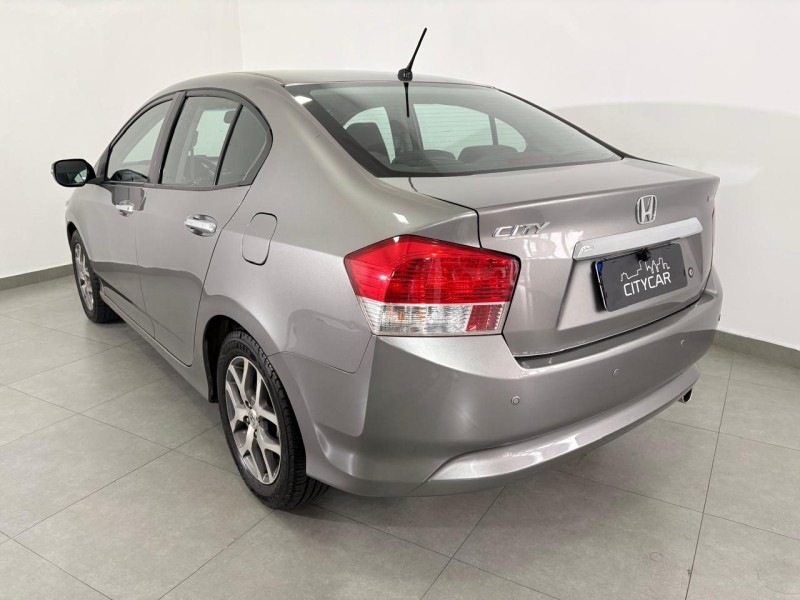 CITY 1.5 EX 16V FLEX 4P MANUAL - 2011 - FARROUPILHA