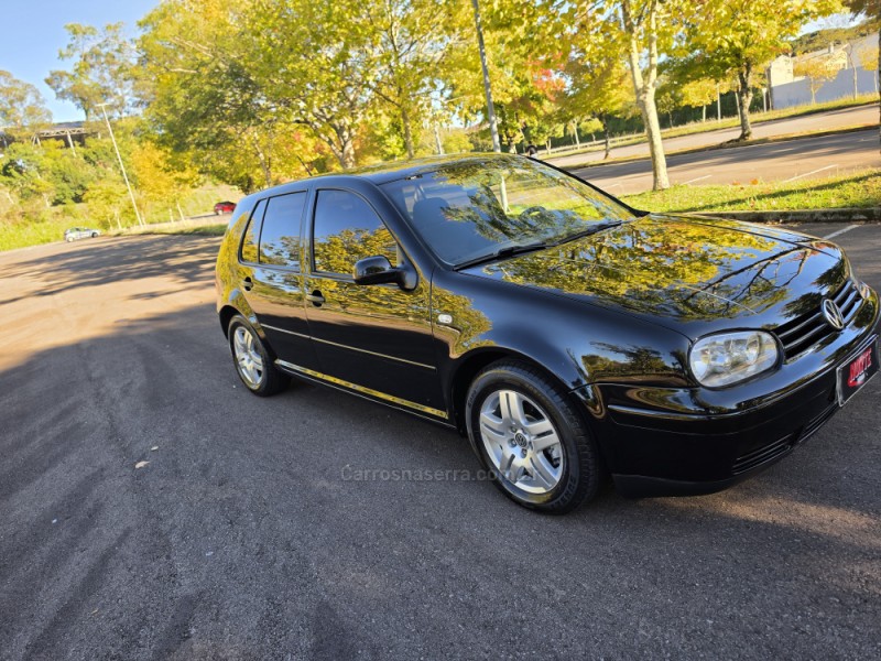 GOLF 2.0 MI 8V GASOLINA 4P MANUAL - 2003 - BENTO GONçALVES