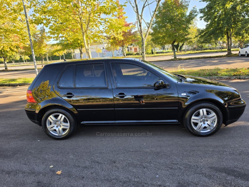 GOLF 2.0 MI 8V GASOLINA 4P MANUAL - 2003 - BENTO GONçALVES