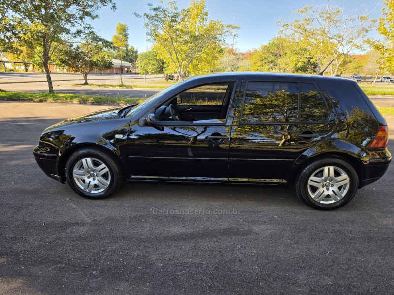 GOLF 2.0 MI 8V GASOLINA 4P MANUAL - 2003 - BENTO GONçALVES