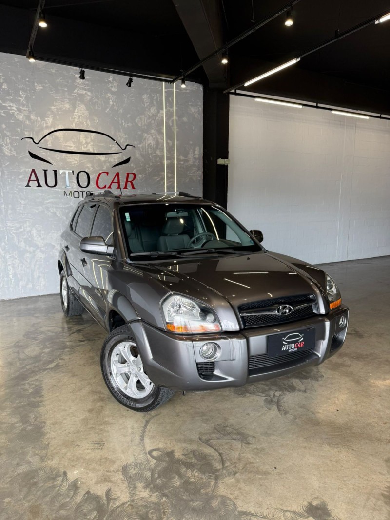 tucson 2.0 mpfi gls 16v 143cv 2wd flex 4p automatico 2015 caxias do sul