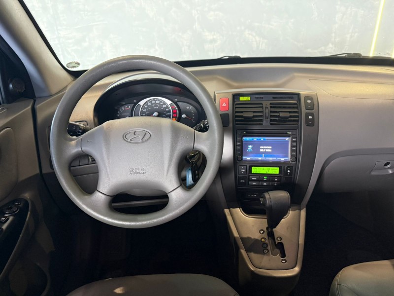 TUCSON 2.0 MPFI GLS 16V 143CV 2WD FLEX 4P AUTOMÁTICO - 2015 - CAXIAS DO SUL