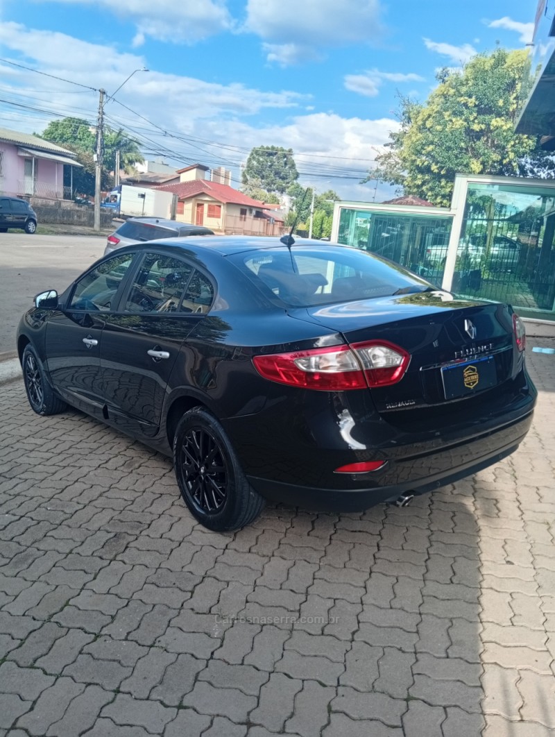 FLUENCE 2.0 DYNAMIQUE 16V FLEX 4P AUTOMÁTICO - 2015 - PASSO FUNDO