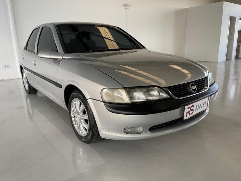 VECTRA 2.2 MPFI CD 16V GASOLINA 4P MANUAL - 1998 - NOVO HAMBURGO