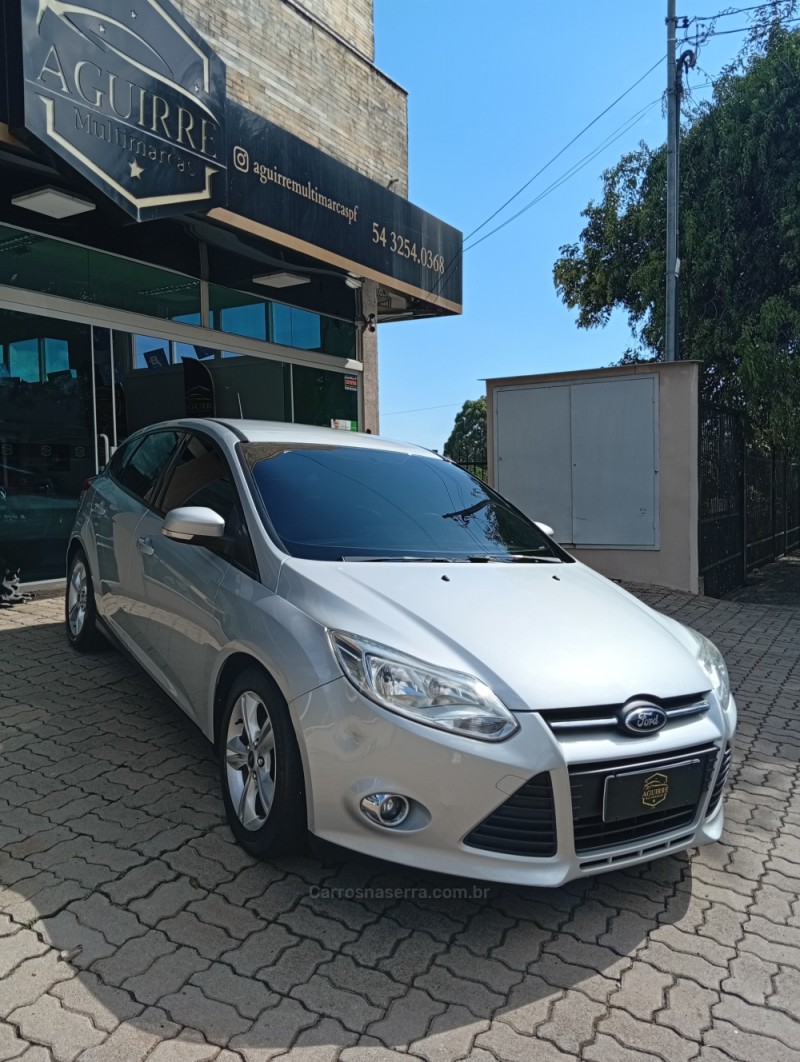 FOCUS 1.6 SE 16V FLEX 4P AUTOMÁTICO - 2014 - PASSO FUNDO