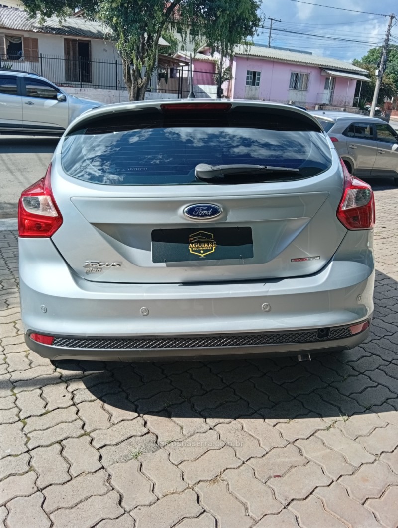 FOCUS 1.6 SE 16V FLEX 4P AUTOMÁTICO - 2014 - PASSO FUNDO