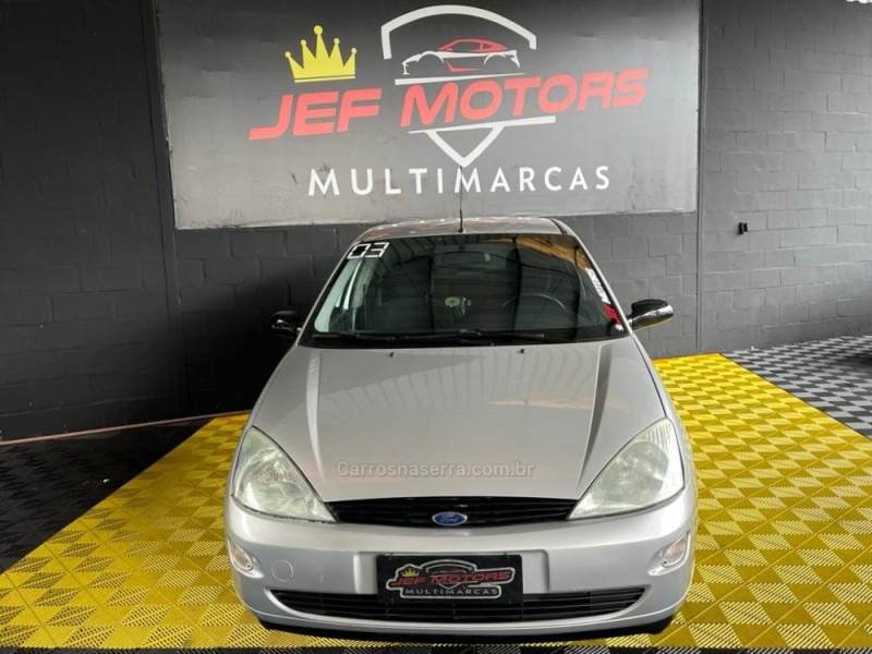 FOCUS 1.8 16V GASOLINA 4P MANUAL - 2003 - CAXIAS DO SUL