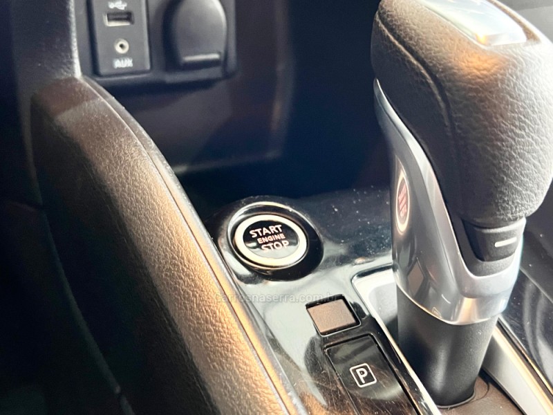 KICKS 1.6 16V FLEX SV 4P XTRONIC - 2018 - NOVO HAMBURGO