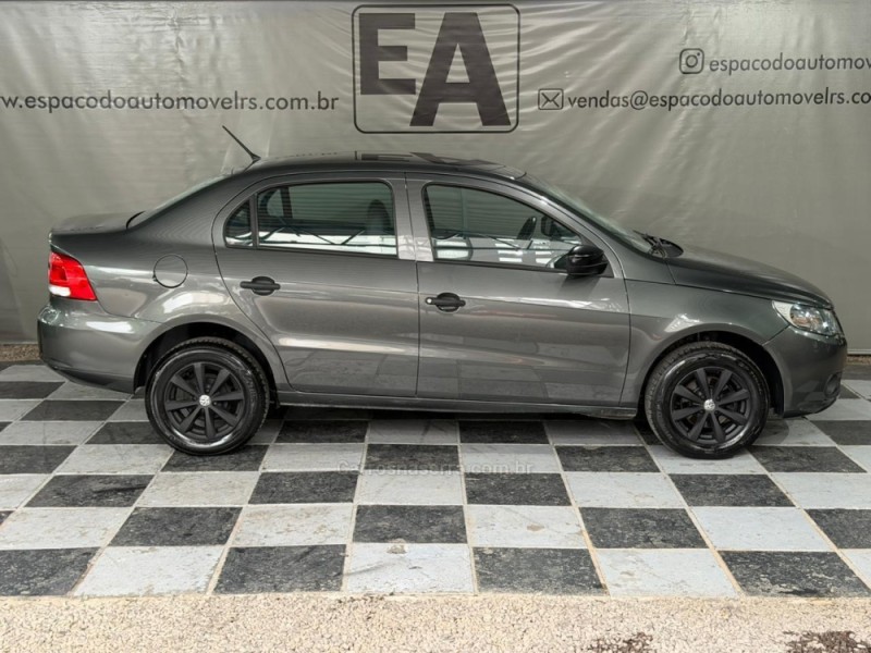 VOYAGE 1.6 MI TREND 8V FLEX 4P MANUAL - 2013 - NOVA PRATA