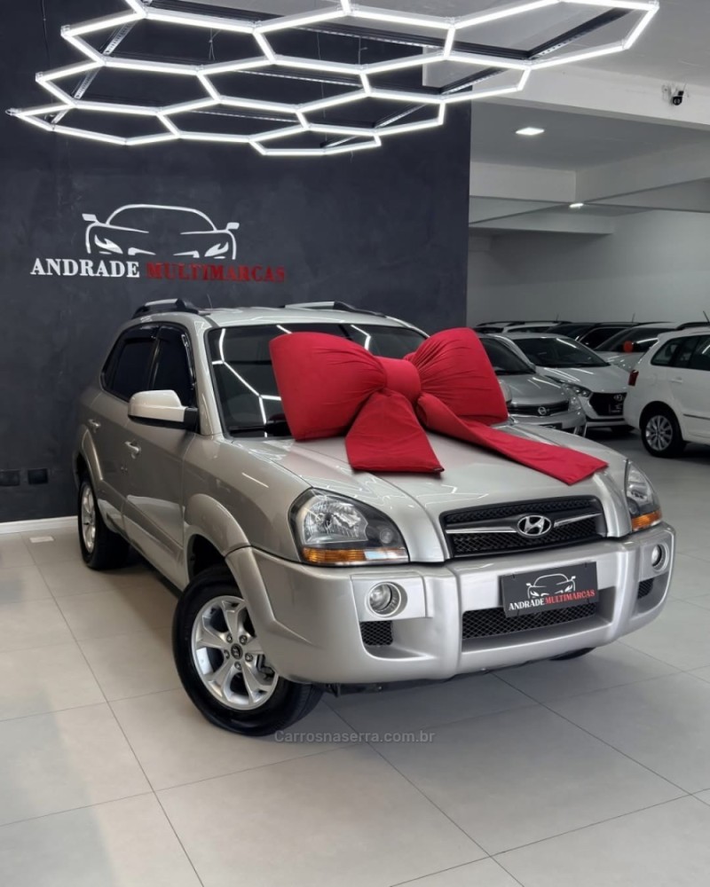 tucson 2.0 mpfi gls 16v 143cv 2wd gasolina 4p automatico 2010 caxias do sul