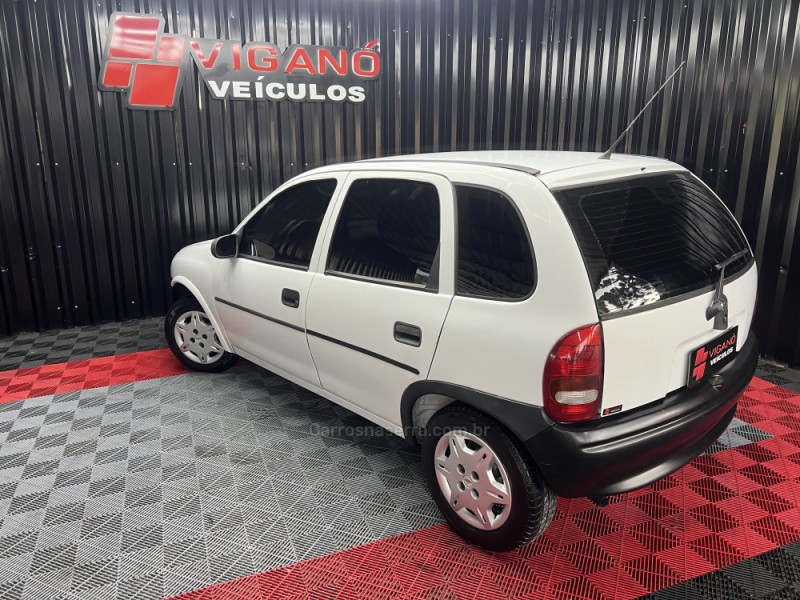 CORSA 1.0 MPFI SUPER 8V GASOLINA 4P MANUAL - 1998 - CAXIAS DO SUL