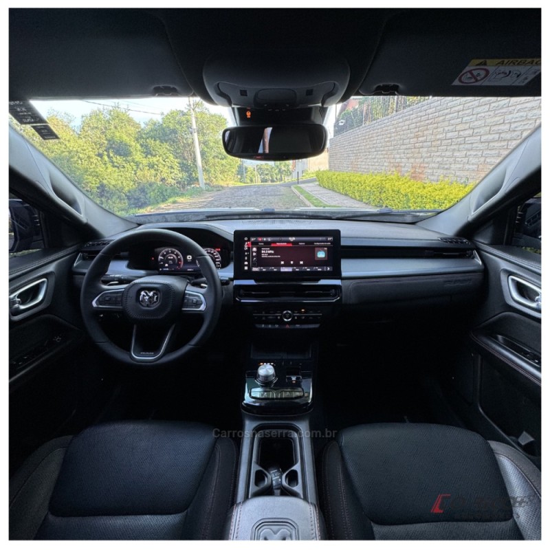 RAMPAGE 2.0 HURRICANE R/T 4 4X4 TURBO GASOLINA 4P AUTOMÁTICO - 2024 - CAMPO BOM