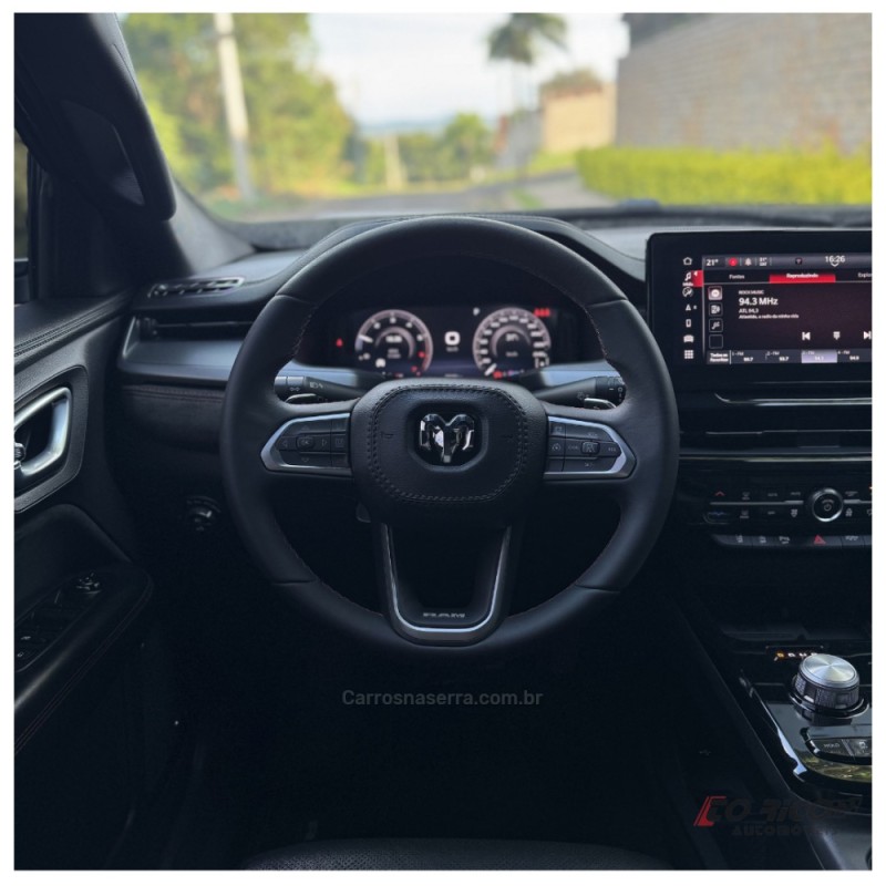 RAMPAGE 2.0 HURRICANE R/T 4 4X4 TURBO GASOLINA 4P AUTOMÁTICO - 2024 - CAMPO BOM