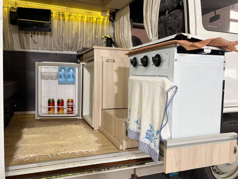 KOMBI 1.4 MI STD 8V FLEX 3P MANUAL - 2009 - FARROUPILHA