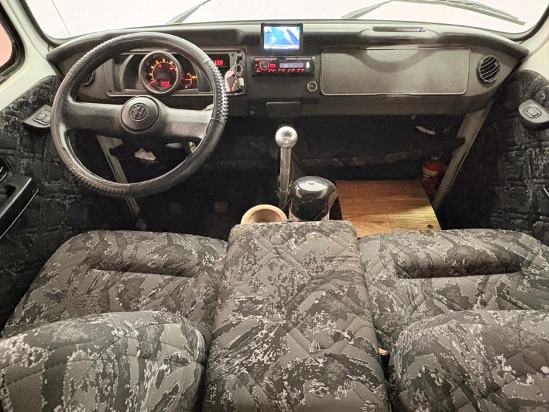 KOMBI 1.4 MI STD 8V FLEX 3P MANUAL - 2009 - FARROUPILHA