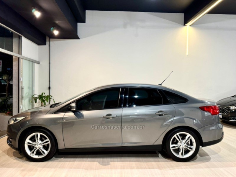 FOCUS 2.0 SE PLUS FASTBACK 16V FLEX 4P AUTOMÁTICO - 2016 - BENTO GONçALVES