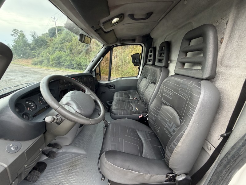 DAILY 35S14 GRAN FURGONE TURBO INTERCOOLER DIESEL 3P MANUAL - 2011 - CAXIAS DO SUL