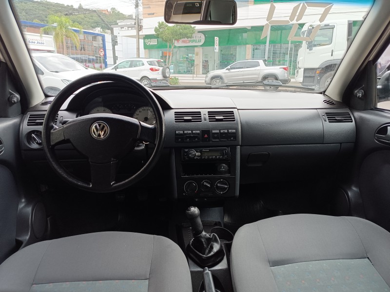 GOL 1.6 MI POWER 8V FLEX 4P MANUAL G.III - 2004 - FLORES DA CUNHA