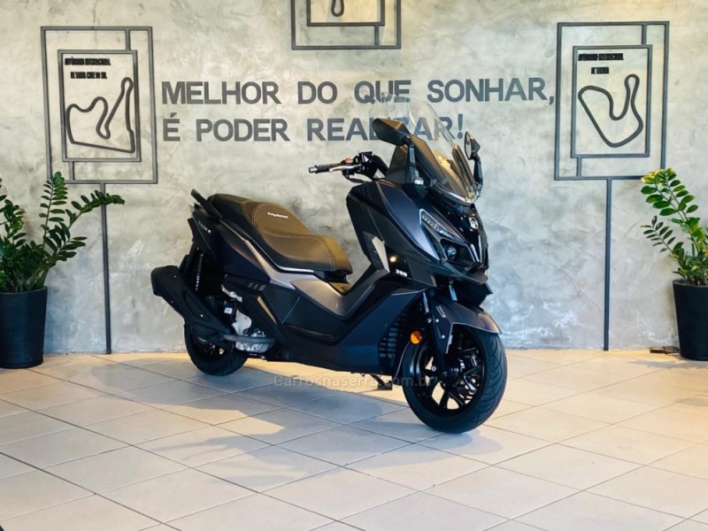 cruisym 300  2025 caxias do sul