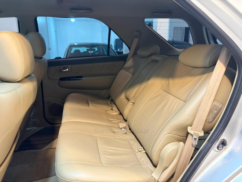 HILUX SW4 3.0 SRV 4X4 16V TURBO INTERCOOLER DIESEL 4P AUTOMÁTICO - 2012 - BENTO GONçALVES