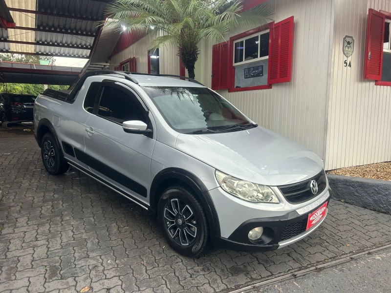 saveiro 1.6 cross ce 8v flex 2p manual 2012 tres coroas