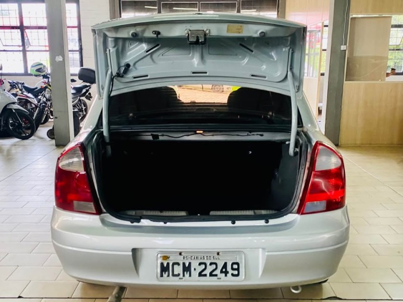 CORSA 1.0 MPFI VHC SEDAN 8V GASOLINA 4P MANUAL - 2003 - CAXIAS DO SUL