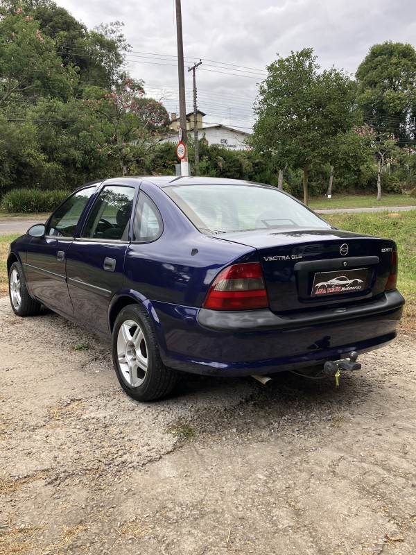 VECTRA 2.0 MPFI GLS 8V GASOLINA 4P MANUAL - 1997 - CAXIAS DO SUL