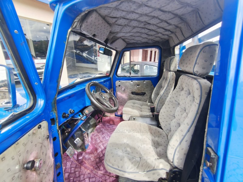 F-75 2.3 4X4 PICK-UP MANUAL - 1964 - ANTôNIO PRADO