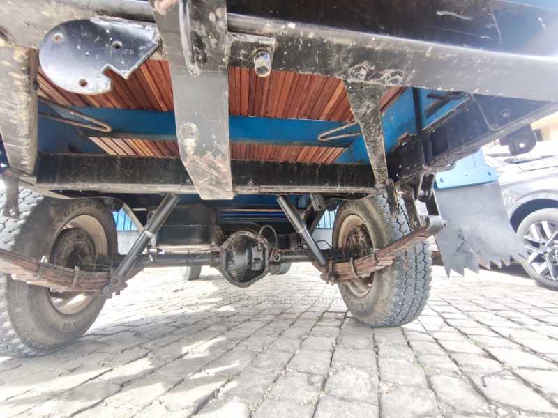 F-75 2.3 4X4 PICK-UP MANUAL - 1964 - ANTôNIO PRADO