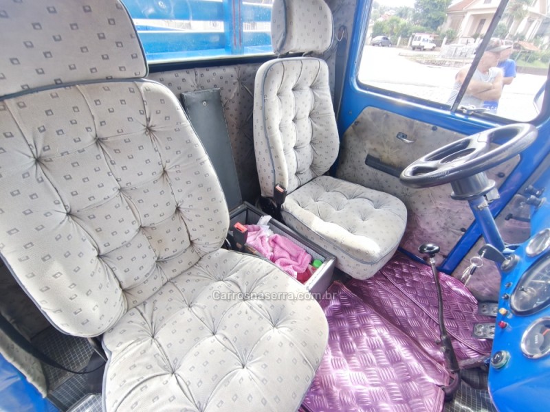 F-75 2.3 4X4 PICK-UP MANUAL - 1964 - ANTôNIO PRADO