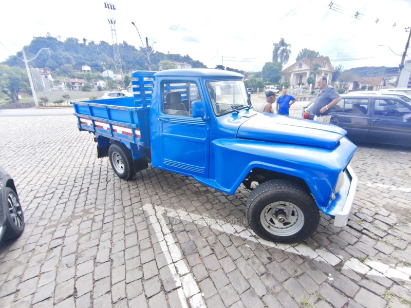 F-75 2.3 4X4 PICK-UP MANUAL - 1964 - ANTôNIO PRADO