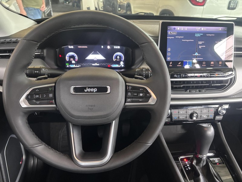 COMPASS 1.3 LONGITUDE T270 16V TURBO 4X2 FLEX 4P AUTOMÁTICO - 2025 - FARROUPILHA