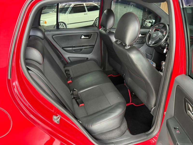 FOX 1.6 MI ROCK IN RIO 8V FLEX 4P MANUAL - 2014 - CAXIAS DO SUL