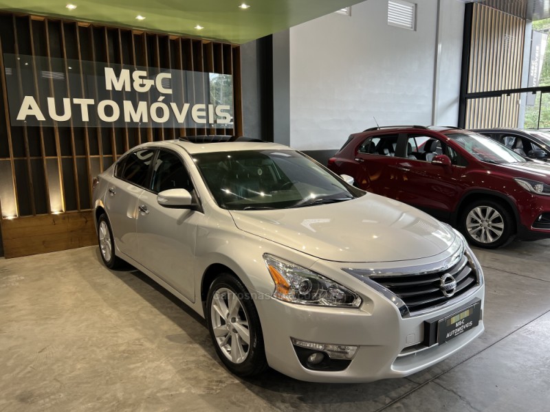 ALTIMA 2.5 SL 16V GASOLINA 4P AUTOMÁTICO - 2014 - CAXIAS DO SUL