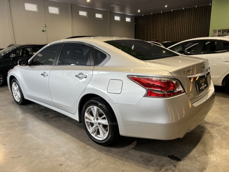 ALTIMA 2.5 SL 16V GASOLINA 4P AUTOMÁTICO - 2014 - CAXIAS DO SUL